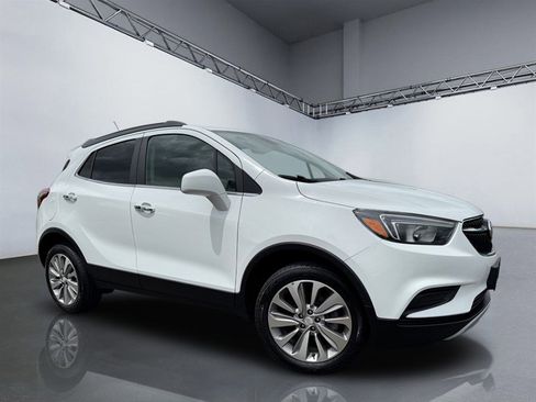 Used 2020 Buick Encore Preferred w/ Safety Package AWD/4WD image 24