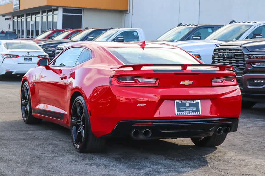 Used 2016 Chevrolet Camaro SS RWD image 6