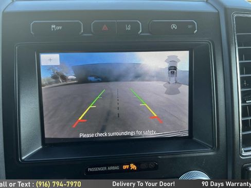 Used 2020 Ford Expedition Limited image 23