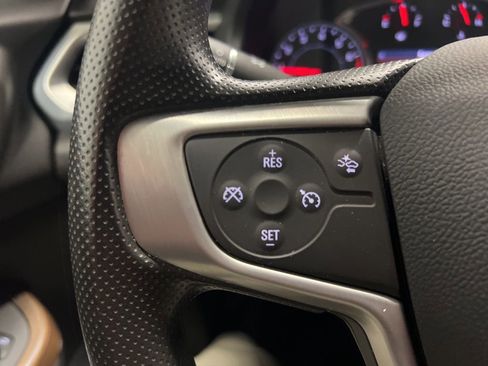 Certified 2023 GMC Acadia SLE w/ Driver Convenience Package image 14