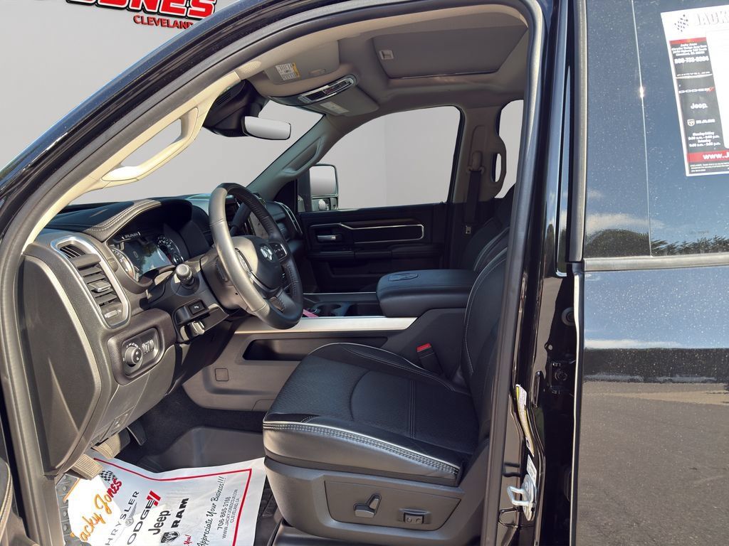 Used 2024 RAM 3500 Laramie w/ Safety Group AWD/4WD image 4