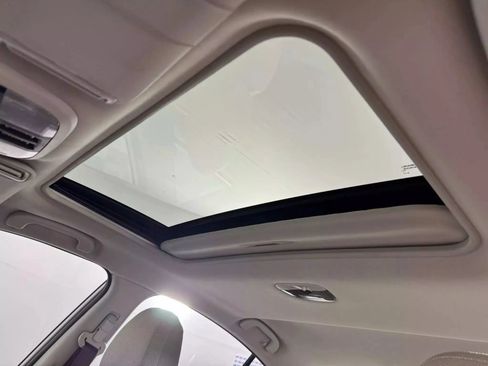 Used 2017 Subaru Impreza 2.0i Premium image 25