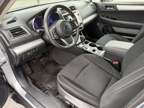Used 2019 Subaru Outback 2.5i Premium AWD/4WD image 9