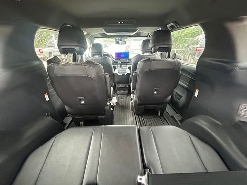 Used 2025 Toyota Sienna XSE w/ XSE Premium Package AWD/4WD image 16