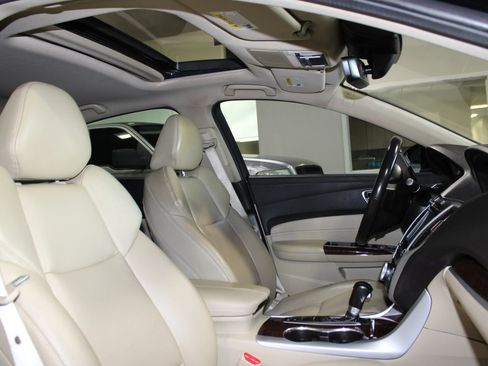 Used 2020 Acura TLX FWD image 33