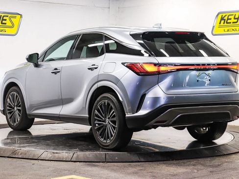 Used 2024 Lexus RX 350 Premium w/ Convenience Package FWD image 2
