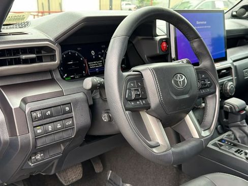 Certified 2025 Toyota 4Runner TRD Off-Road Premium w/ Tow Technology Package AWD/4WD image 22