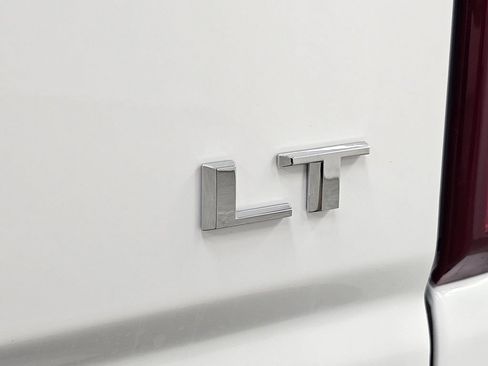 Used 2026 Chevrolet Silverado 3500 LT AWD/4WD image 30