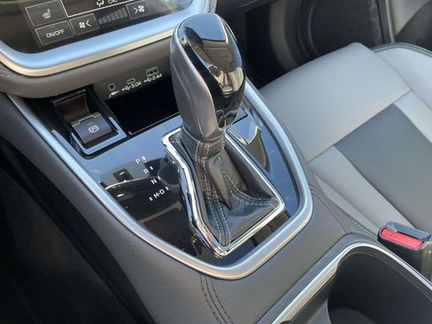 Certified 2025 Subaru Outback Onyx Edition XT w/ Popular Package #2 image 25