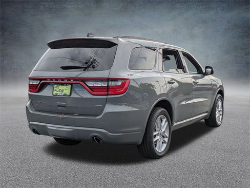 Certified 2023 Dodge Durango GT image 4