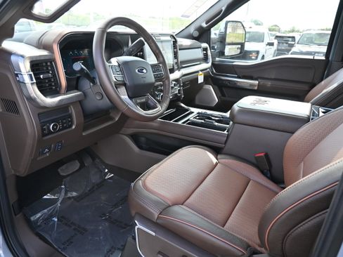 New 2026 Ford F250 King Ranch w/ Chrome Package image 17