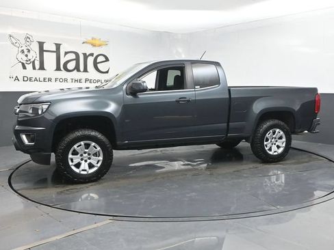 Used 2017 Chevrolet Colorado LT w/ LT Convenience Package RWD image 28