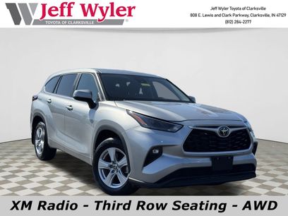Used 2024 Toyota Highlander LE