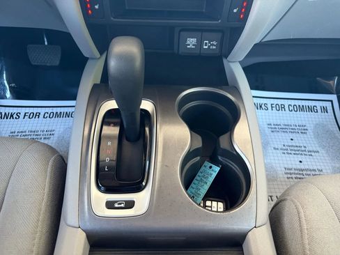 Used 2020 Honda Pilot EX image 29