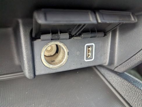 Used 2021 Honda Ridgeline Sport image 21