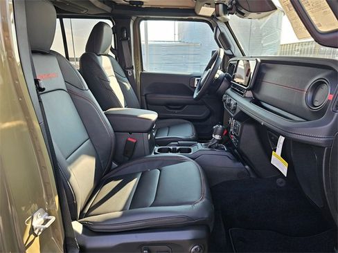 New 2025 Jeep Wrangler Unlimited Rubicon image 15