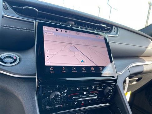 New 2025 Jeep Grand Cherokee L Limited w/ Luxury Tech Group II image 14