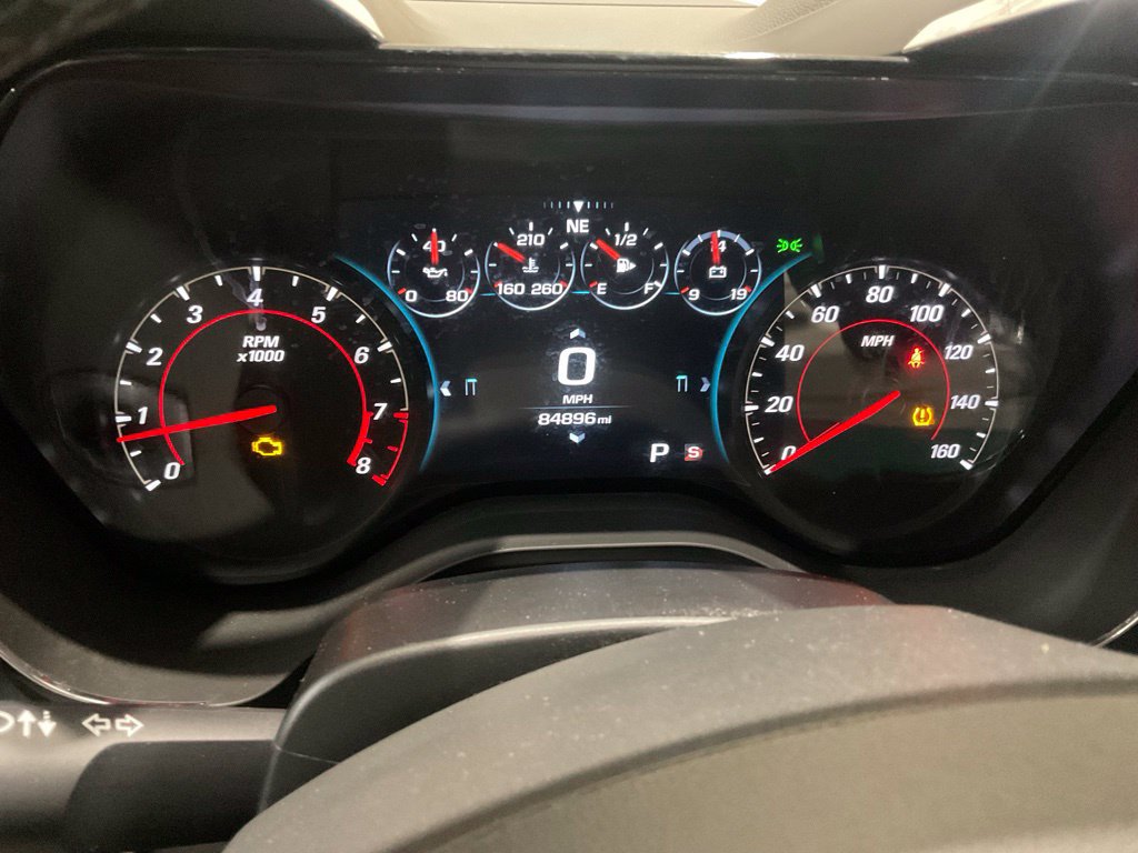 Used 2017 Chevrolet Camaro LT RWD image 14