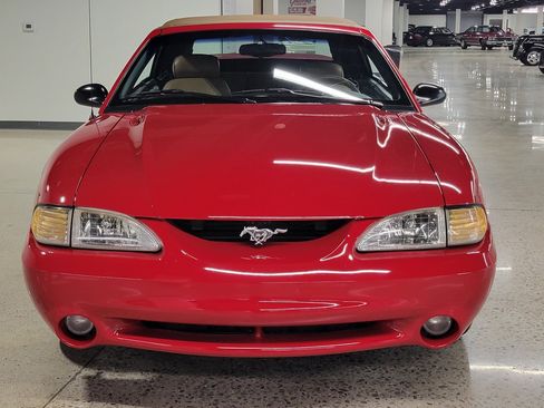 Used 1994 Ford Mustang GT RWD image 6