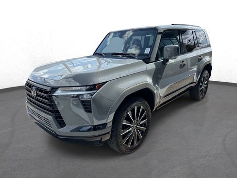 Certified 2025 Lexus GX 550 w/ Accessory Package (Z1) AWD/4WD image 7