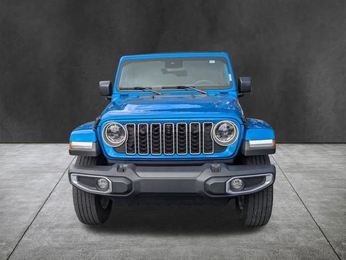 Used 2024 Jeep Wrangler Unlimited Sahara w/ Technology Group AWD/4WD image 9