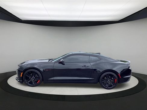 Used 2021 Chevrolet Camaro LT w/ Redline Edition RWD image 5