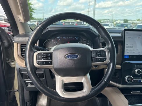 Used 2024 Ford Expedition Max Limited AWD/4WD image 13