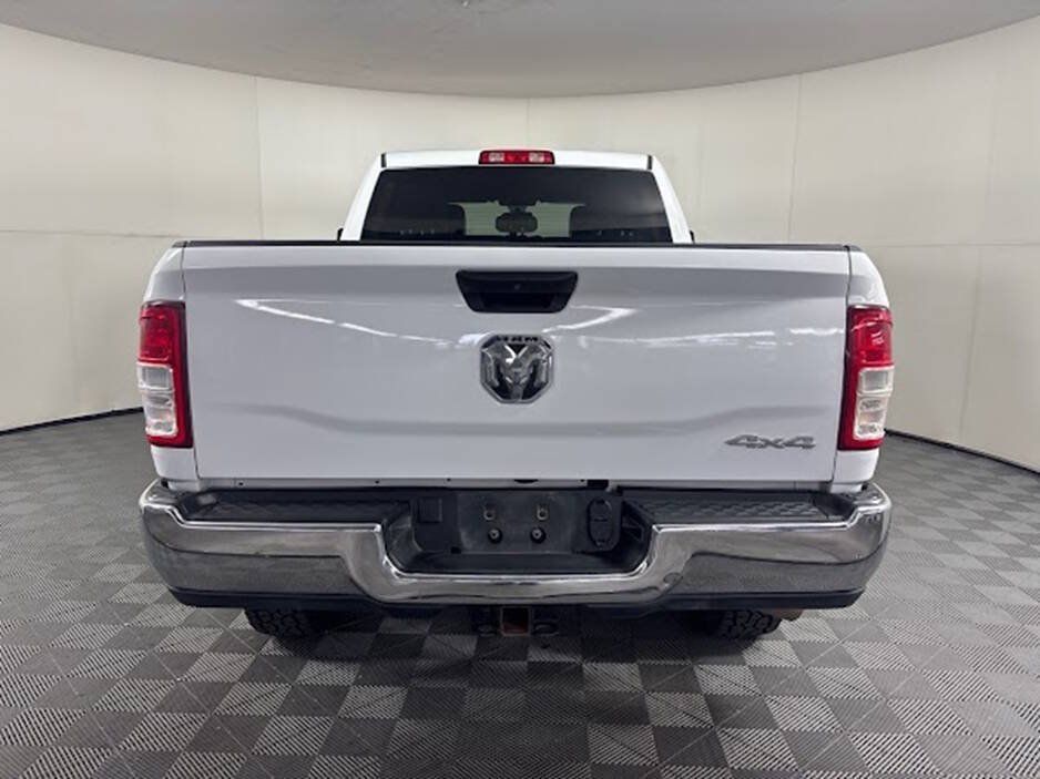 Used 2024 RAM 2500 Tradesman w/ Chrome Appearance Group AWD/4WD image 8