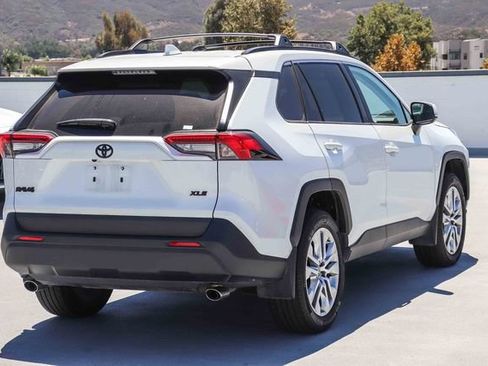 Used 2025 Toyota RAV4 XLE Premium FWD image 7