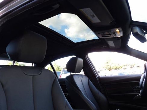 Used 2012 BMW 328i w/ Sport Package image 18