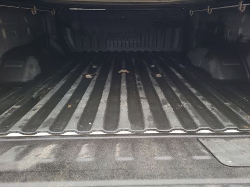 Used 2022 Chevrolet Silverado 2500 High Country w/ Z71 Off-Road Package image 12