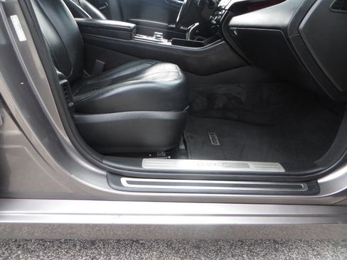 Used 2016 Kia K900 Luxury image 19