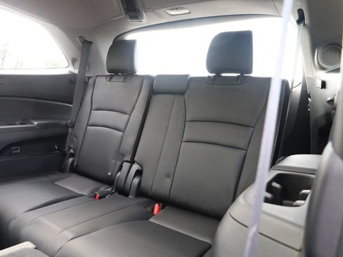 Used 2022 Honda Pilot Elite image 31