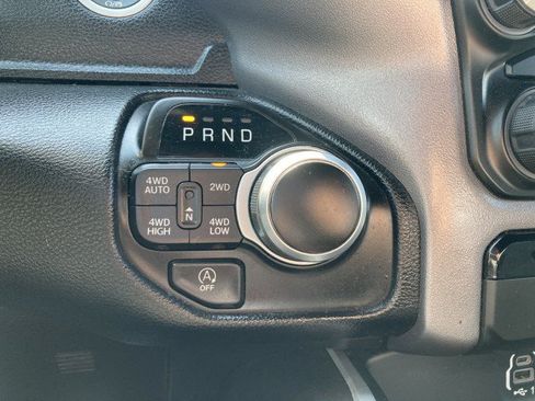 Used 2022 RAM 1500 Big Horn AWD/4WD image 19