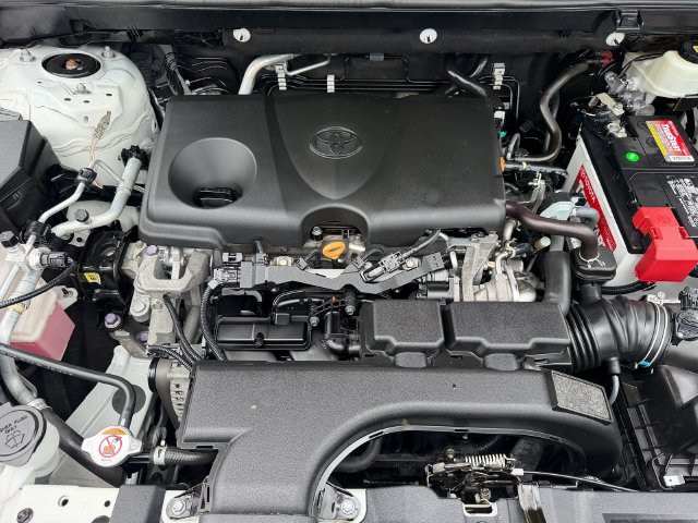 Certified 2021 Toyota RAV4 XLE Premium FWD image 21
