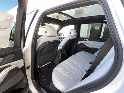 New 2026 BMW X5 sDrive40i w/ Premium Package image 24