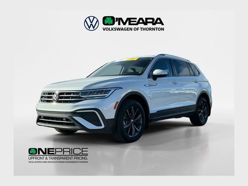 Used 2023 Volkswagen Tiguan SE image 1
