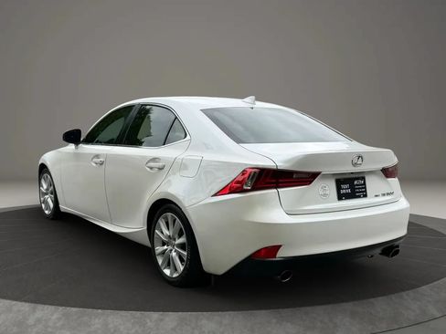 Used 2016 Lexus IS 300 AWD image 6