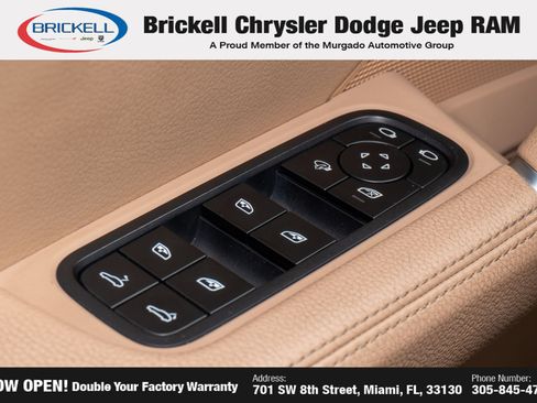 Used 2022 Porsche Cayenne Platinum Edition AWD/4WD image 26