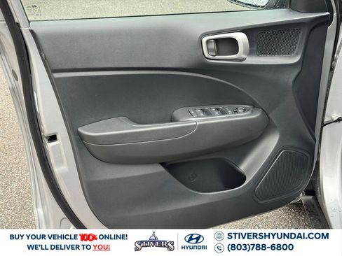 New 2026 Hyundai Venue SE image 20