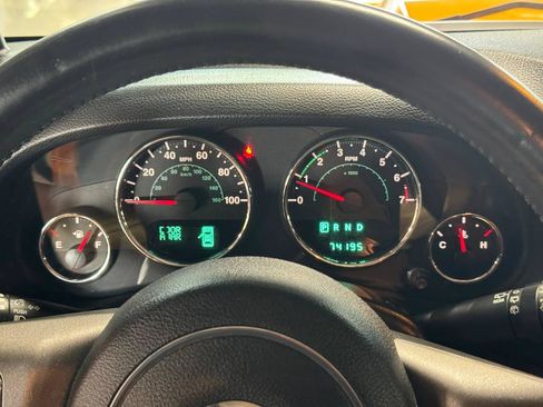 Used 2013 Jeep Wrangler Sahara AWD/4WD image 19