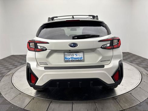Used 2024 Subaru Crosstrek 2.0i Premium AWD/4WD image 15