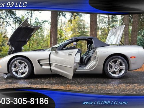 Used 1999 Chevrolet Corvette Convertible w/ Memory Pkg image 27