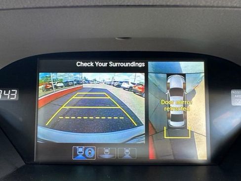 Used 2016 Acura RLX Sport Hybrid w/ Advance Pkg AWD/4WD image 30