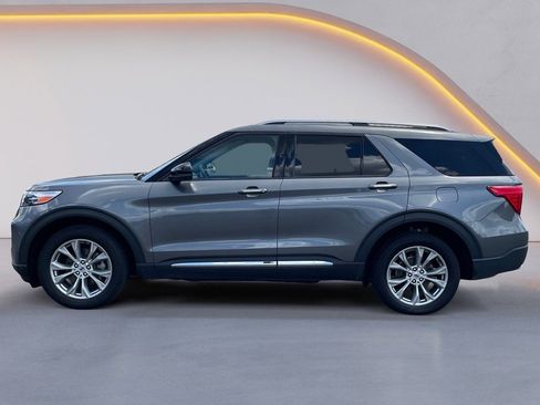 Used 2023 Ford Explorer Limited w/ Equipment Group 301A image 4