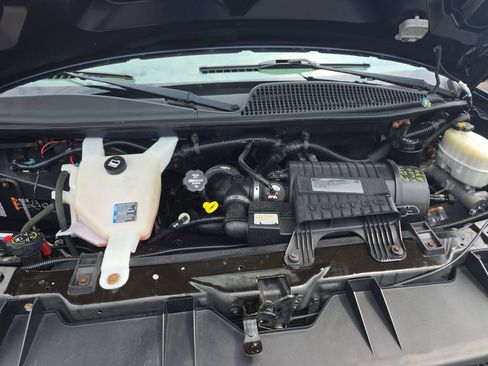 Used 2015 Chevrolet Express 3500 LS RWD image 34