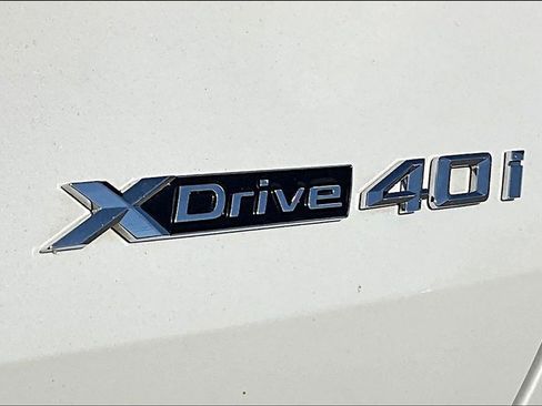 Used 2023 BMW X6 xDrive40i w/ Executive Package image 21