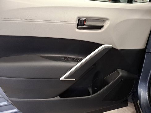 New 2026 Toyota Corolla Cross L image 8