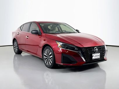 Used 2025 Nissan Altima 2.5 SV
