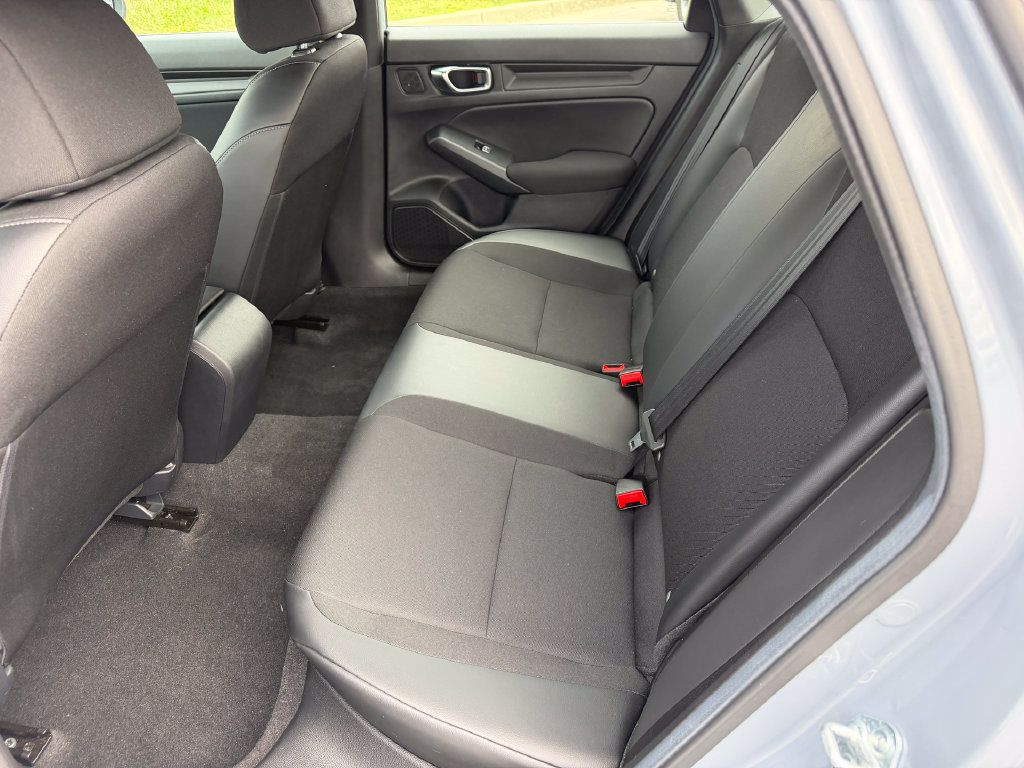 Used 2024 Honda Civic Sport image 19
